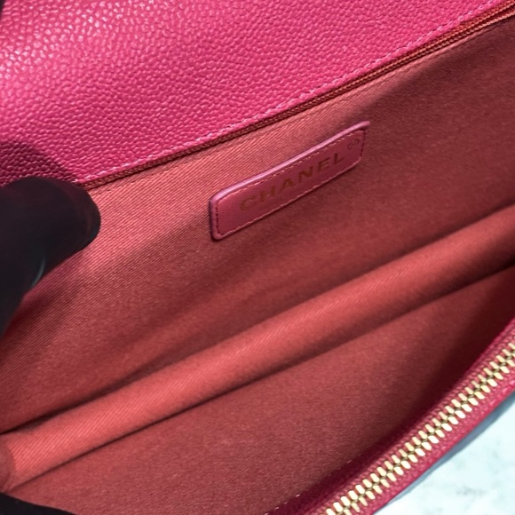 CHANEL Hot Pink/Gradient Straps Caviar Thread Around Flap Bag - Picture 10 of 14